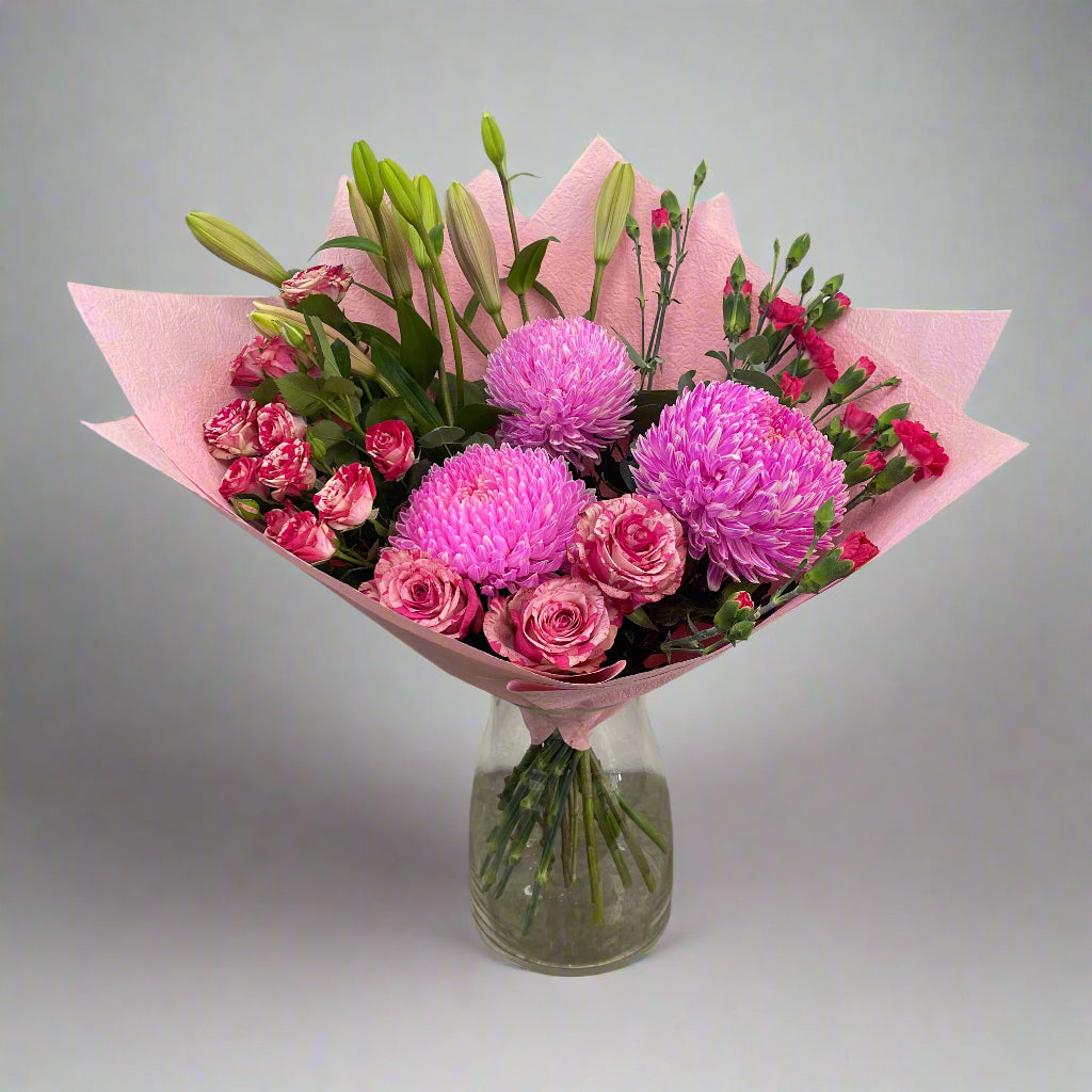 Soft pink flower bouquet — Melbourne florist delivery.
