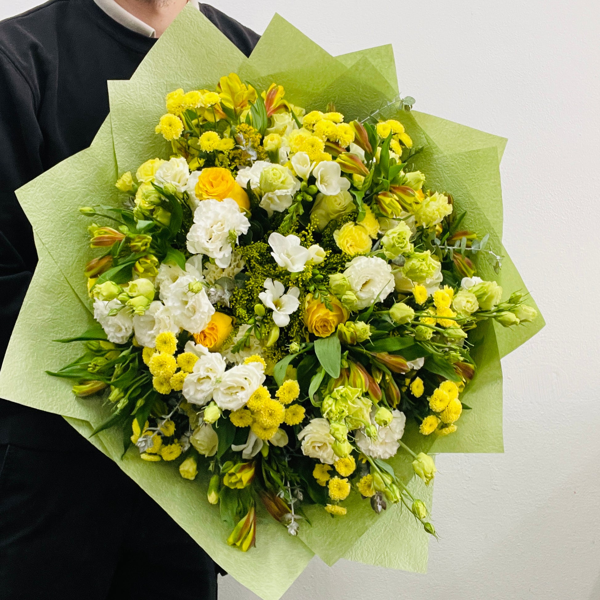 Yellow and white seasonal flowers Melbourne flower delivery