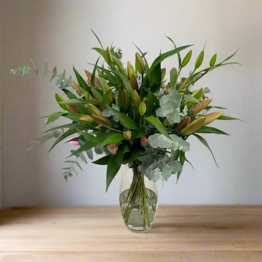 Oriental Lily Pink Bouquet No. 02 with fresh pink lilies made in Sandringham